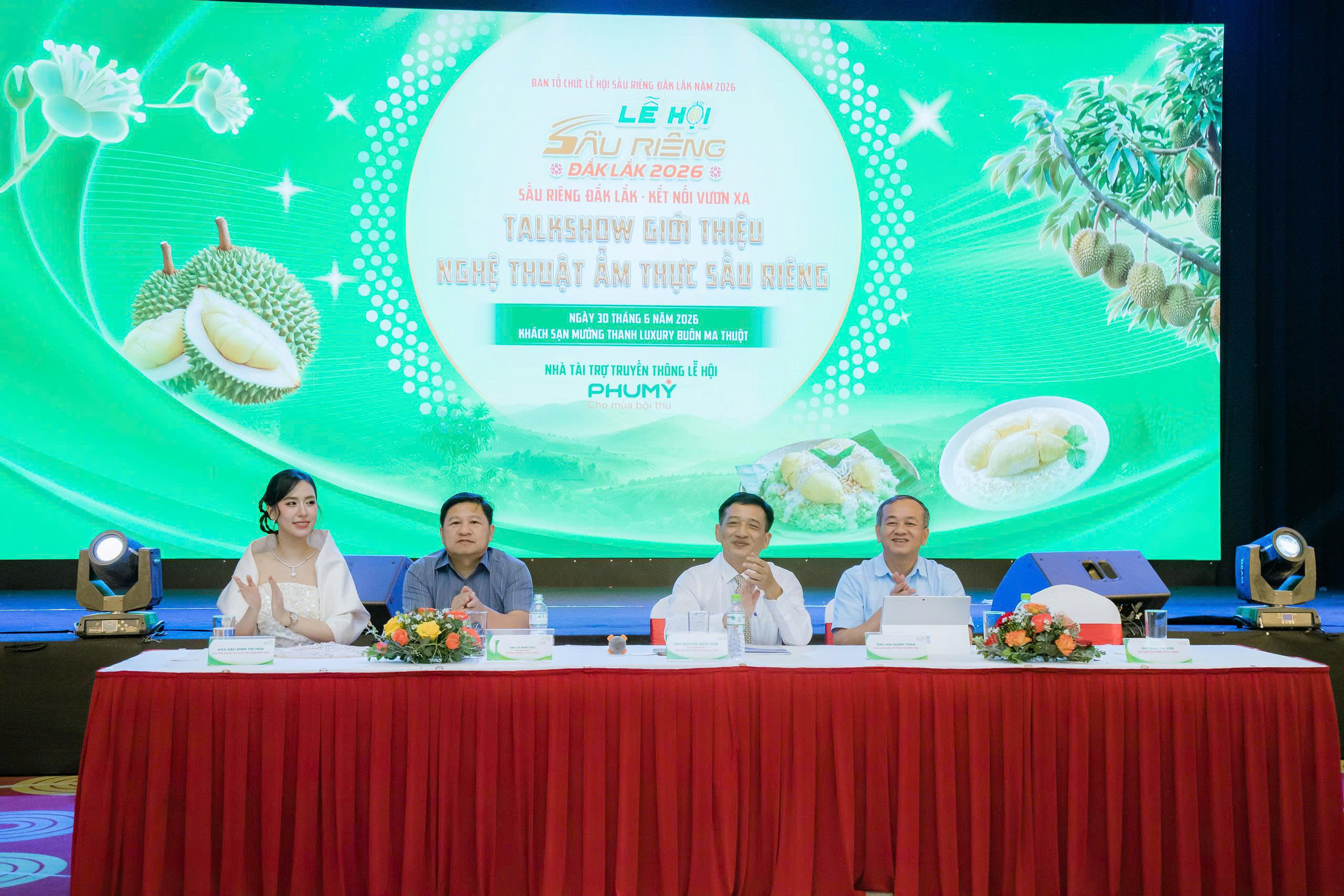 Các đại biểu tham dự Talkshow ẩm thực sầu riêng.